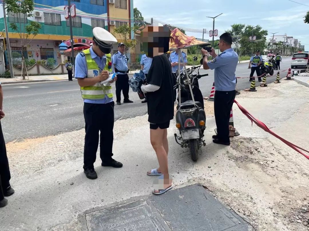 织牢交通安全防护网：甲子镇开展夏季道路交通安全专项整治统一行动 ... ...